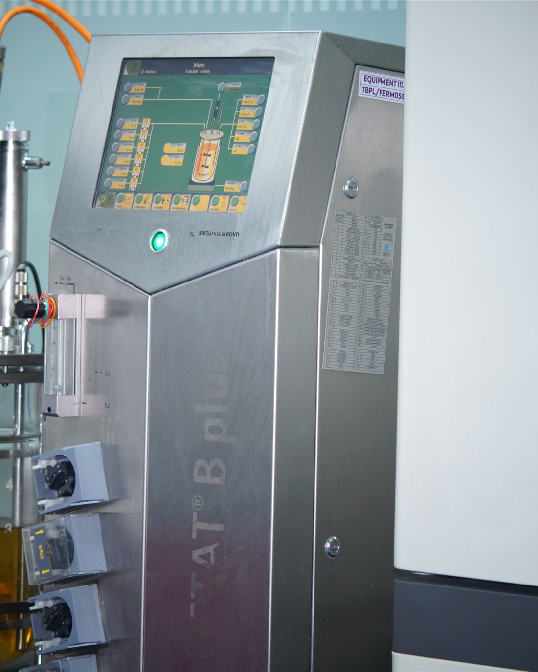 Recombinant protein fermentation and purification